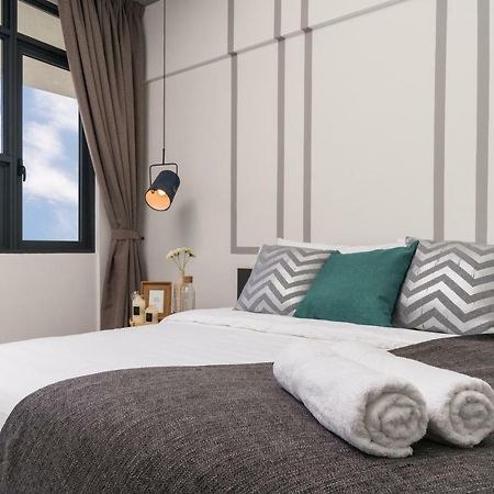 Arte S By Fifi Serviced Suite Penang Sungai Dua Bukit Exterior foto